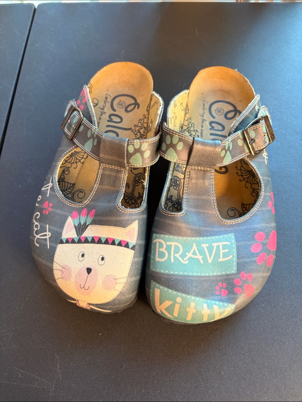 Calceo 'Brave Kitty' Shoes Size 38